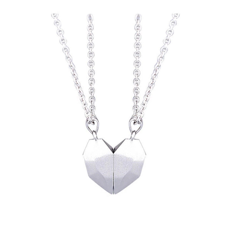 Minimalist Magnetic Heart Pendant Necklace – Matching Couples' Friendship Jewelry